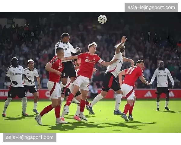 斯特拉斯堡主场将进行大规模座椅更换,提升球迷观赛舒适度 斯特拉斯堡主场将进行大规模座椅更换,提升球迷观赛舒适度